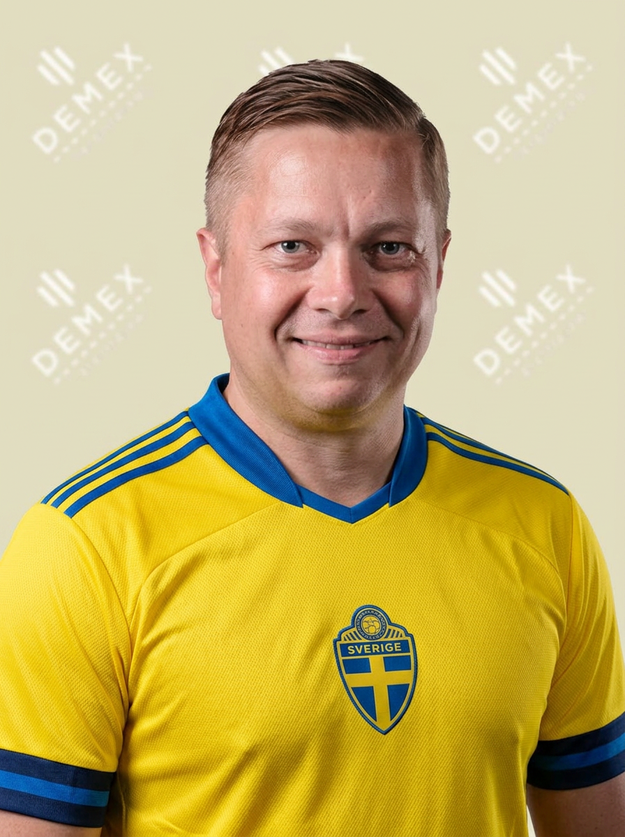 Dan Malmström i Sverigetröja